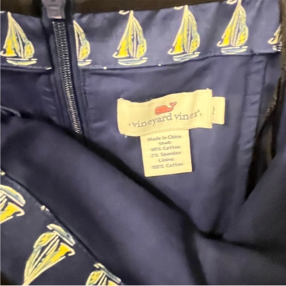 Vineyard Vines Sailboat Print Mini Dress
Women's Sz 2 - Picture 8 of 12